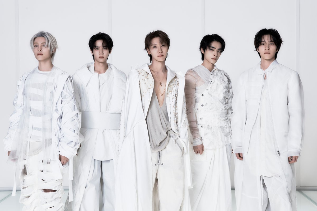 WayV_official's tweet photo. WayV 'Vision Wings' Teaser: shén

WayV The 8th Mini Album 【Vision Wings】
➫ 2026.08.10 (CST/KST)  

💿Pre-order
https://t.co/RwlOpqnmZr

EVERYTHING, ALL AT ONCE, NEO
https://t.co/K8oziWjjLn

#WayV #威神V #鸢
#WayV_VisionWings
#NCT_10TH_ANNIVERSARY https://t.co/bhI661wwTY