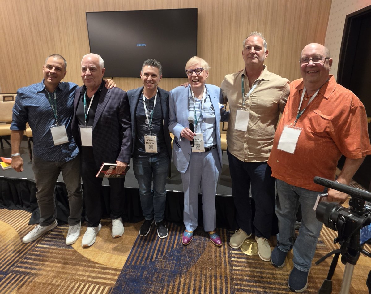 WorldSportsEX's tweet photo. Amazing panel of new book authors at @bet_bash. Huge thanks to @RoxyLasVegas for pulling together this all-star lineup and moderating a great conversation. I could have listened to these guys talk for hours. Highly recommend all these books. 
@bockino "Over/Under"
@ArtManteris "Bookie"
@andrewssports "Then One Life"
And @chadmillman talking about his upcoming book "The Number".
Thank you for letting Haden Ware sit in for Jay Cohen to discuss "Odds Man Out." 
And if you didn't make the panel and want a book come find @StefanPrelogNYC or go to https://t.co/qN6qHusUoq to order a copy. 
#books
#sportsbetting