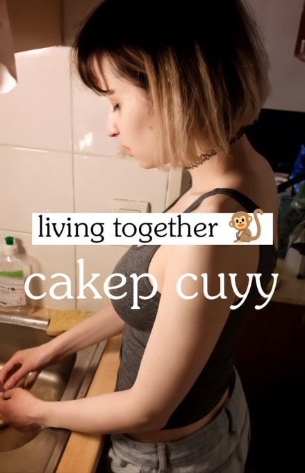 Liusxea's tweet photo. Bondol living together
#ceklinkdikolomkomentar #videy https://t.co/DJhjBQKYu7