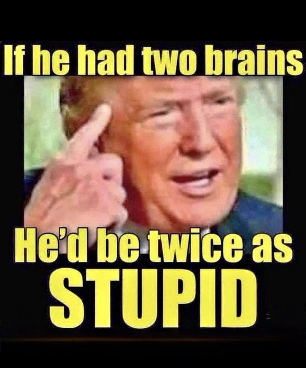Damaan4u33's tweet photo. Dumbest president in American history https://t.co/xpJjEJ7yVT