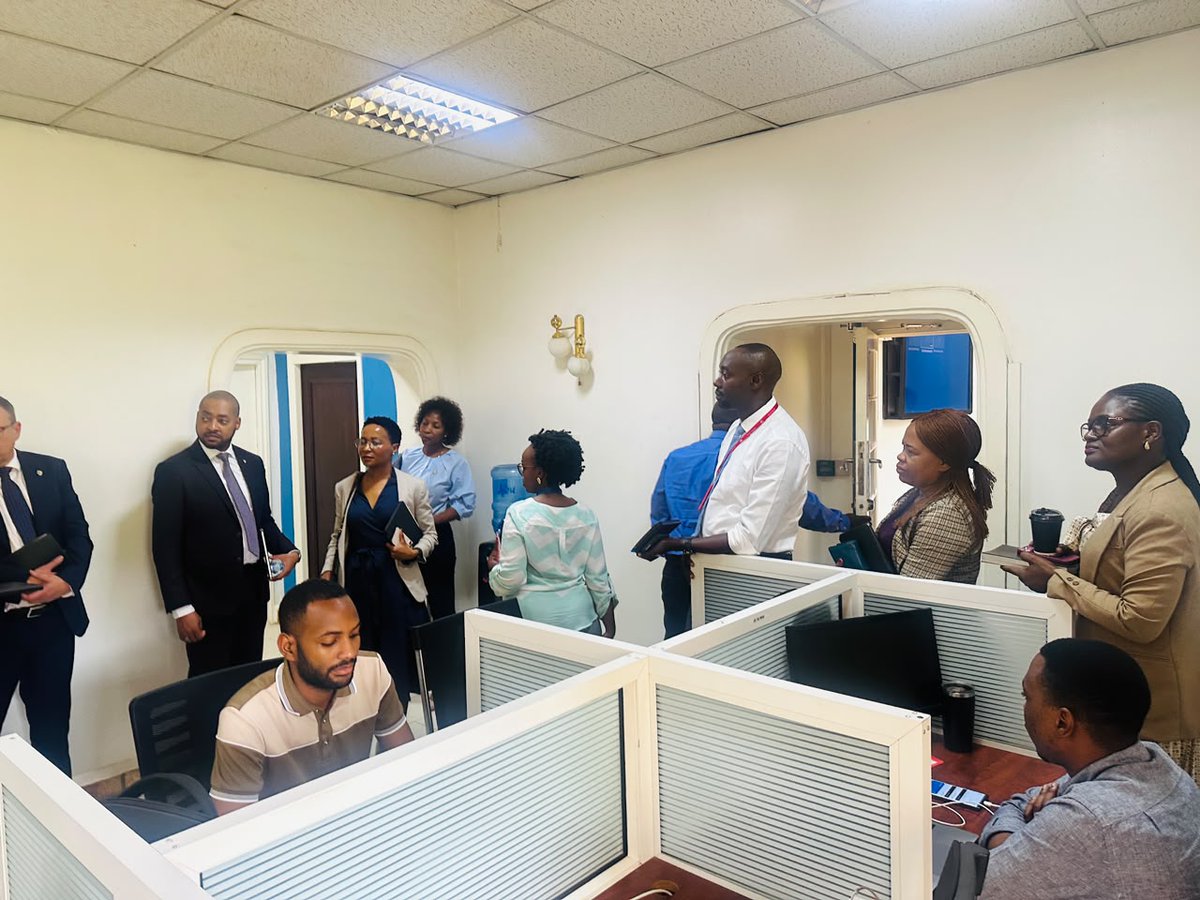 servicecopsug1's tweet photo. It has been a day filled with great conversations on innovation and collaboration opportunities as we hosted the Standard Bank Group team at Service Cops Limited for a courtesy visit and strategic engagement.
#Innovation #ServiceCops #StandardBankGroup https://t.co/bUYVSwy3vv