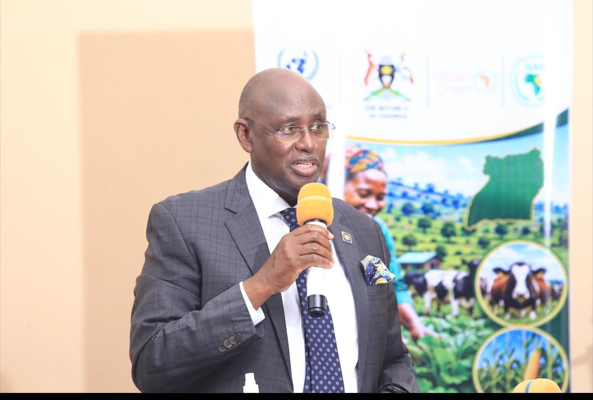 DrRwamiramaBK's tweet photo. I reaffirmed Uganda's commitment to transforming agriculture through climate-resilient livestock value chains by increasing productivity, strengthening resilience to climate change, improving post-harvest handling and storage, upholding quality standards for animal products. https://t.co/ZFD2NvLbG0