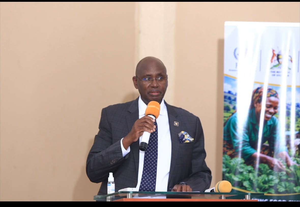 DrRwamiramaBK's tweet photo. I reaffirmed Uganda's commitment to transforming agriculture through climate-resilient livestock value chains by increasing productivity, strengthening resilience to climate change, improving post-harvest handling and storage, upholding quality standards for animal products. https://t.co/ZFD2NvLbG0