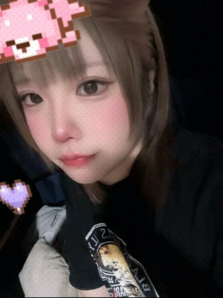 ncmq52n's tweet photo. ひますぎゆ。。。
DM来てくれてもいいんだよ(*’ー’)

このエフェクトすごい
 #ゲイ #バイ  #DM待ってます https://t.co/9W23CGgvIU