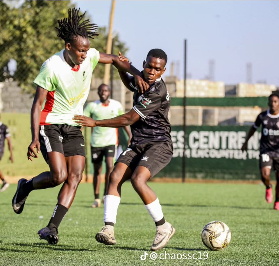 ChaosSc19's tweet photo. Kati ebya lion mulindeko naye chaos sc has this guy.🫡🫡🫡
If you have not seen him play then you have alot to pray for.
Guess the players name👇
@followgombess @Gombenians 
#GombeLeagues4 https://t.co/DzhkObLk5L