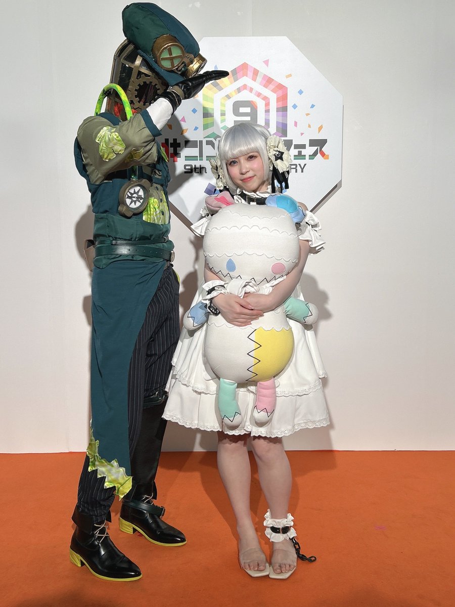 compass_guri's tweet photo. ⚠︎コスプレ
私はみぃまに初めてニコ超連れてってもらった時から、レイヤーさんが大好きなのです
一緒にお写真撮りたくて自分もレイヤーになってしまうくらいには
別に自分のこと嫌いとかではないですが、自分の写真はいらんのでレイヤーとしてツーショを撮って思い出としております https://t.co/VRhxxADi5t