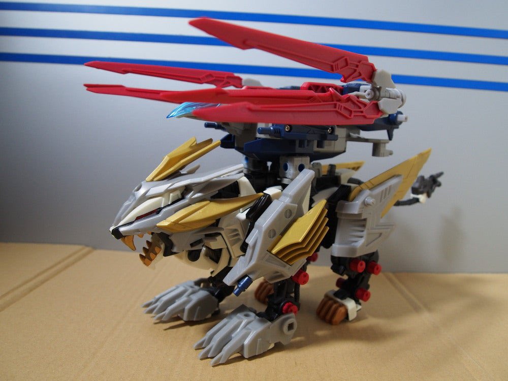 ff7cloud514's tweet photo. ゼロファルコンってCASの中で顔が1番イケメンだと思ってるんだけど…。
なんだろう…なんでこんなブサイクになってしまったんだろう…。 https://t.co/E6XCjqSJBu