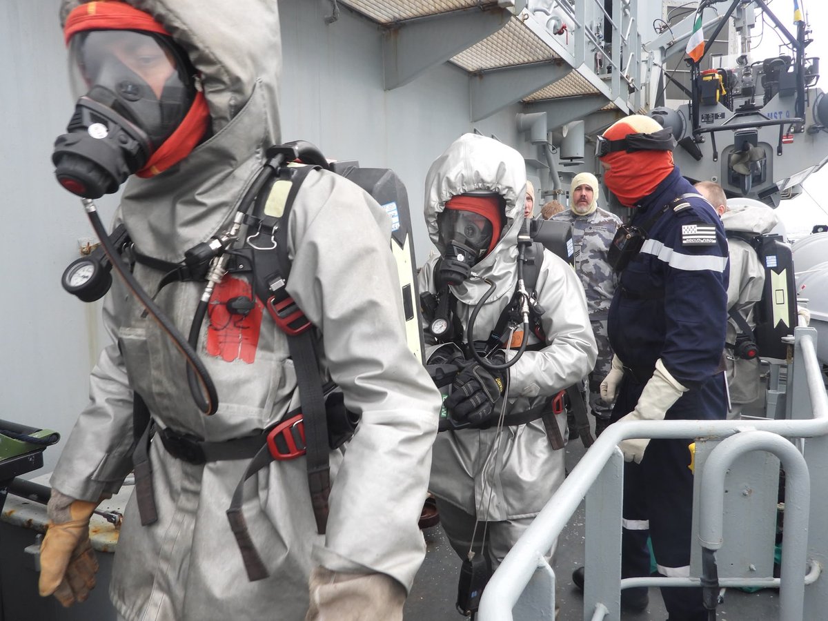 naval_service's tweet photo. In July of this year the crew of the LÉ SAMUEL BECKETT conducted a PASSEX with the French Naval Ship the FREMM AQUITAINE. This PASSEX allowed the crew of the LÉ SAMUEL BECKETT to test manoeuvring, comms,  DCFF and medical skills in close cooperation with the French Navy. https://t.co/uzJtKBLrBq