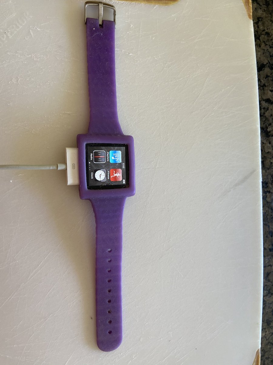 DarrellRoot's tweet photo. @BasicAppleGuy Also the first Apple Watch! 😂 https://t.co/YtubTwFYln