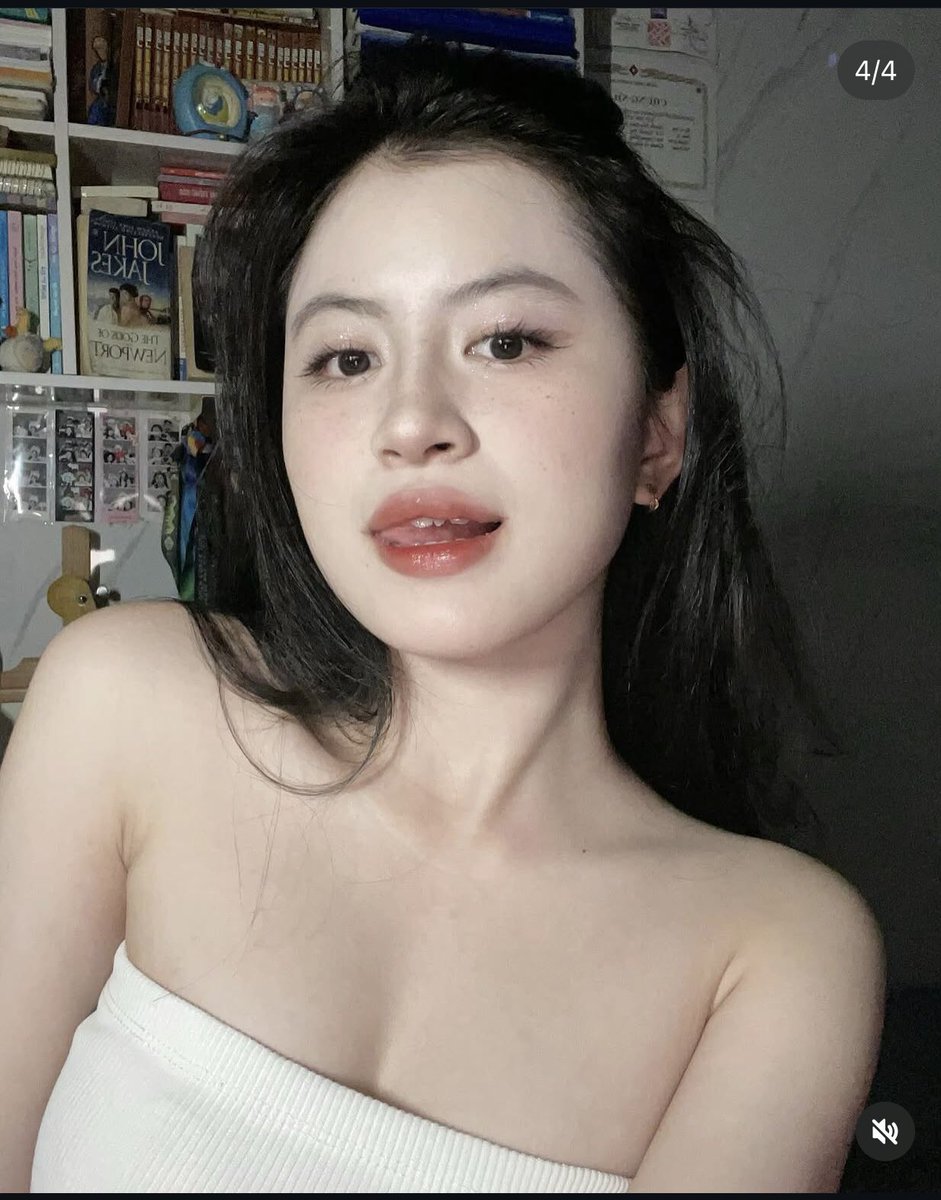 Mayconchocai's tweet photo. Xuân Nhi ơi mày đúng là con đĩ chó hạng nặng lồn rách nát vì bị địt suốt ngày đêm không biết chán m sinh ra là để làm đồ chơi cho đàn ông, nằm dang chân ra cho từng thằng vào thụ tinh liếm cặc nuốt tinh như con chó cái động dục loại m làm bồn chứa cho đàn ông https://t.co/a3DMw4ory2