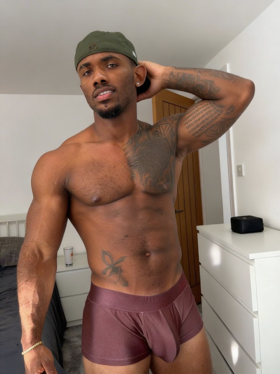 Koolro's tweet photo. F*CK IT, i dare all u curious boys to open the comments and see what awaits 🔥 https://t.co/brFGYb18T2