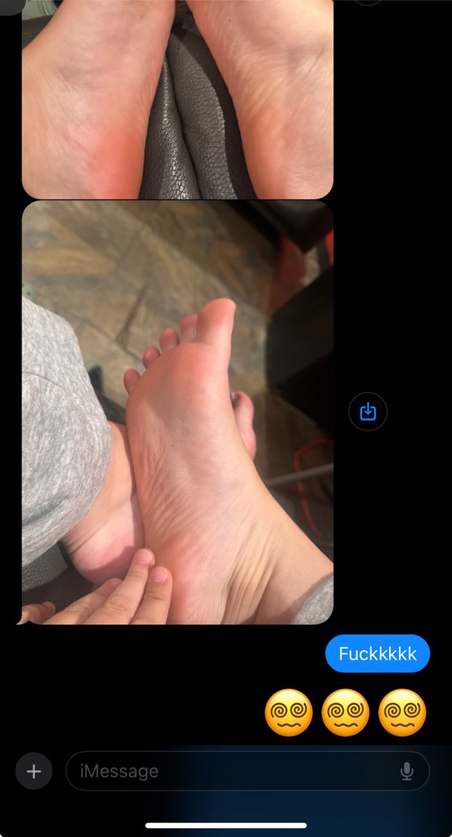MTTFOOTBITCH's tweet photo. My vanilla domme wants to make an findom account. Is her feet worth it? I think she needs more paypigs https://t.co/YjgzZTZqsC