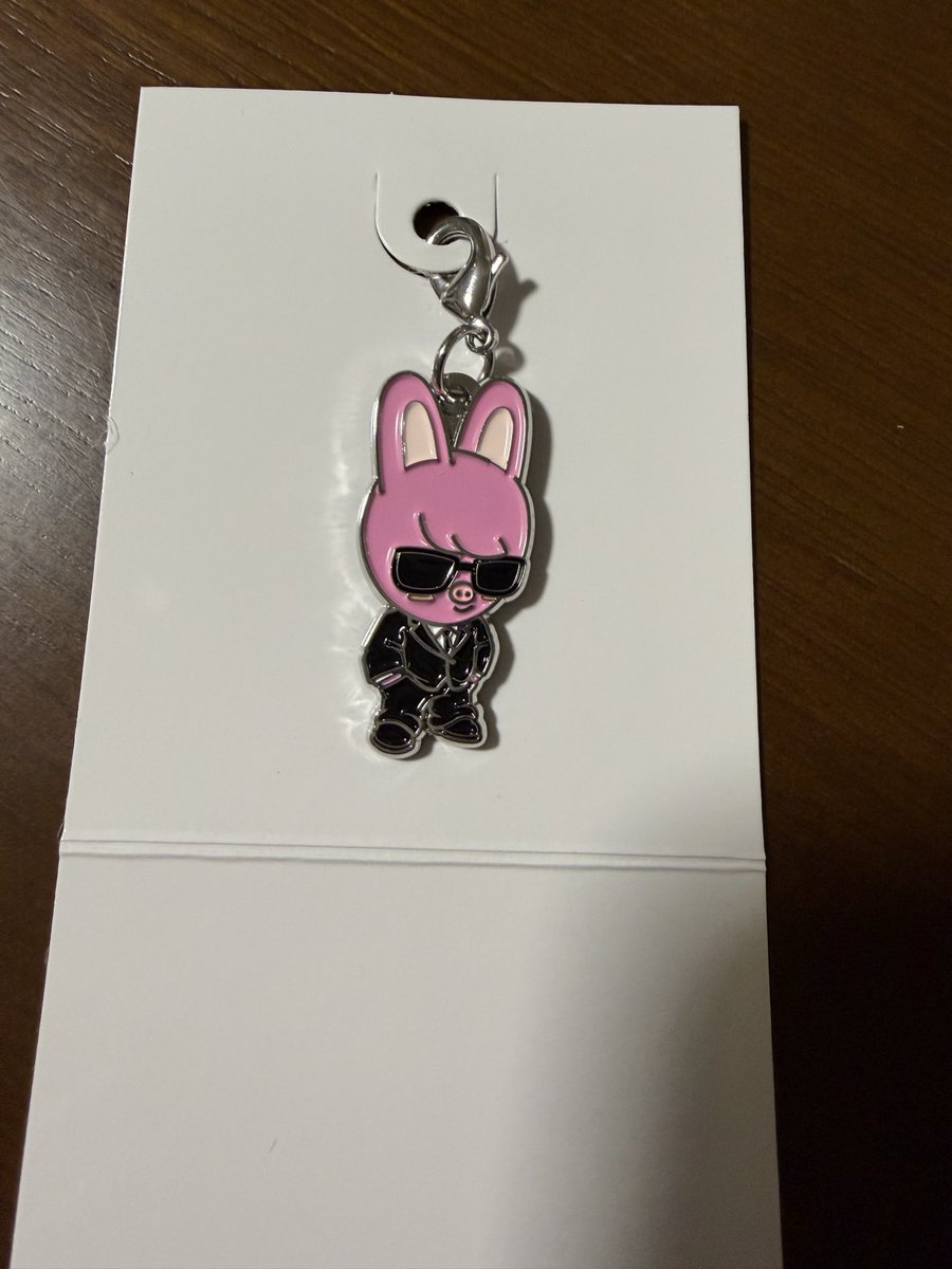 mschoron's tweet photo. straykids スキズ 交換 World Tour ワルツ RUN IT JAPAN ランダム キーホルダーチャーム

【譲】🐖🐇トゥエッキ　チャンビン

【求】🐶パピーム　スンミン

30日国立手渡しor郵送交換希望📮
お気軽にお声掛けください🙇‍♀️ https://t.co/IVayY1AQKt