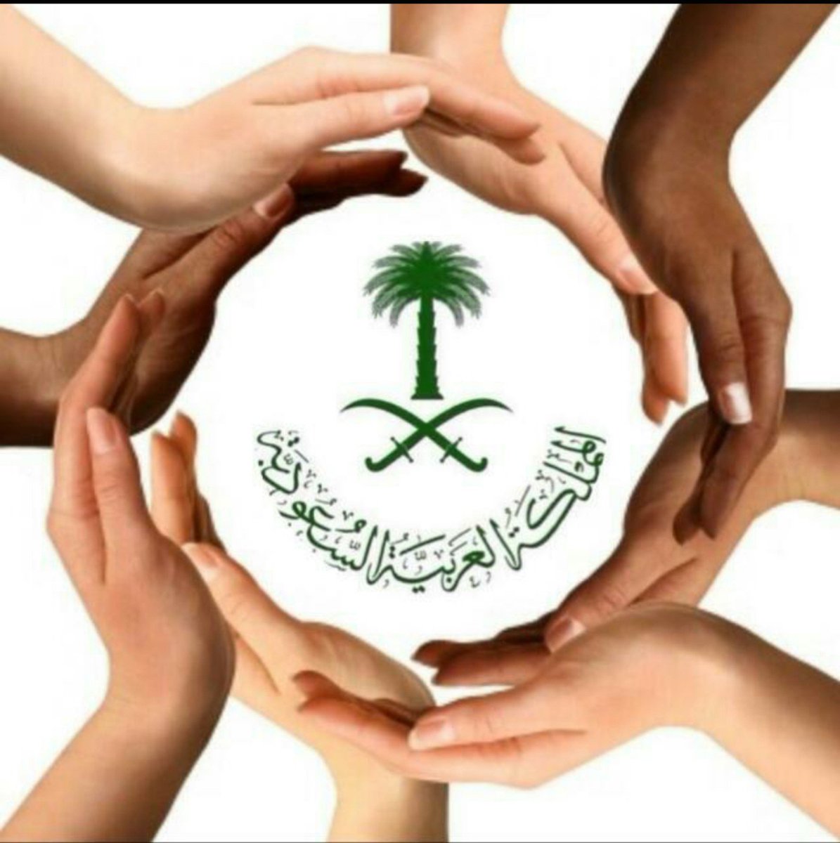 alnajm_fhd's tweet photo. #السعودية_قبيلتي من لا يعرف السعوديين وتداخلهم وترابطهم من الشمال إلى الجنوب ومن الشرق إلى الغرب ترابطاً إجتماعياً، وكمثال عائلتي وأنسابها أصهارها:
قحطان
عتيبة
الدواسر
عنزة
حرب
القرني
غامد
حاضرة
بادية
وكثير من القبائل والعوائل السعودية هكذا

#سعوديون 
#السعودية #السعودية_العظمى https://t.co/RMLw6o8DWi