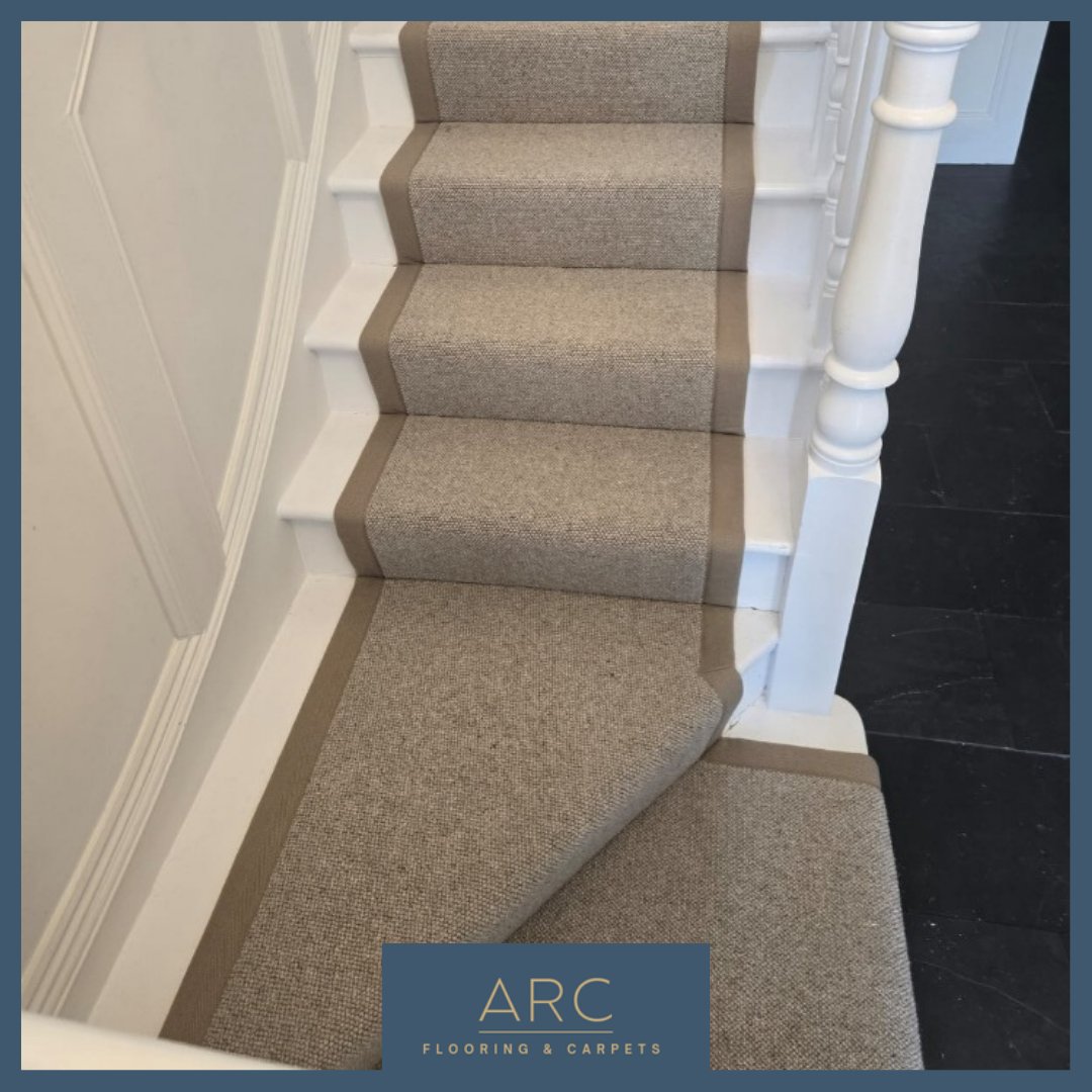 arcflooring's tweet photo. ✨ Bespoke #stairrunner fitted in #Eltham
Finished with a neutral binding and textured #carpet, to add a timeless touch to any home!
🏡 Free home visits ⭐ 30+ years' experience ⭐ 5-star reviews
Transform your staircase with ARC Flooring
📞 07951 811881 📩 info@arcflooring.co.uk https://t.co/4dVrOtv6WL