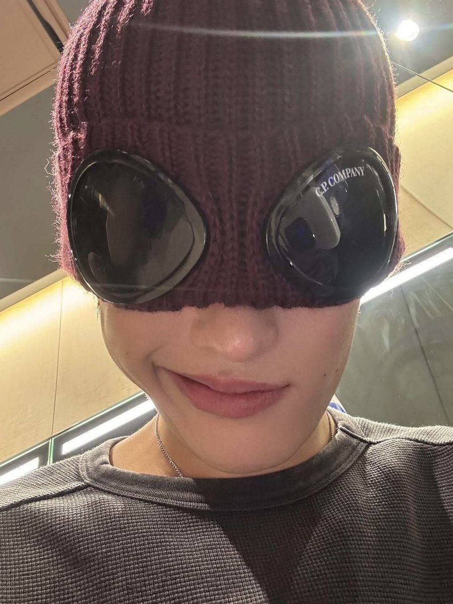 _notyourpeach's tweet photo. มันวาดตัวเองหรอ555555555555555555555 https://t.co/RXIaSja4Z6