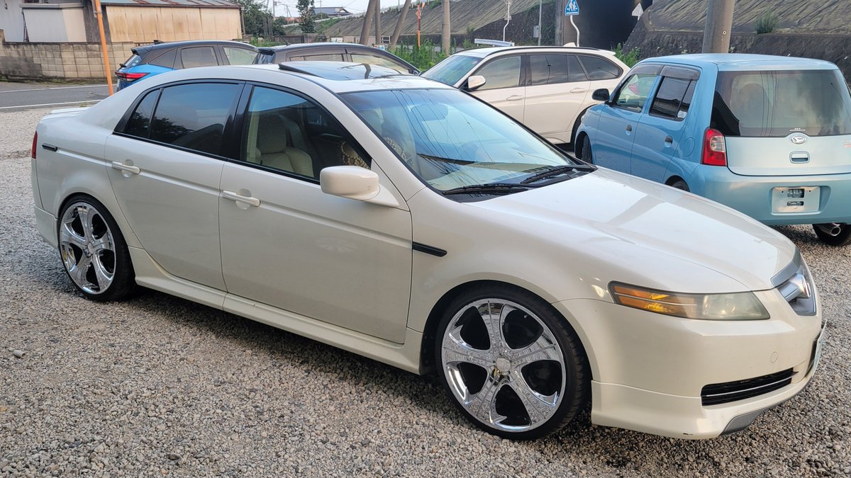 googlks's tweet photo. #車売ります
60万円

アキュラ TL 5AT

車検 R9.6/13 迄

6.6万マイル位

革シート、ダッシュボードバキバキです。

純正オーディオ死んだので社外ハーネスで1din入れてますが、中華Androidナビが超豊富なので、お好みで入れてください。

3.2L V6 VTECエンジンなので実質NA1 NSXです。

群馬前橋から https://t.co/57DZLioqJw