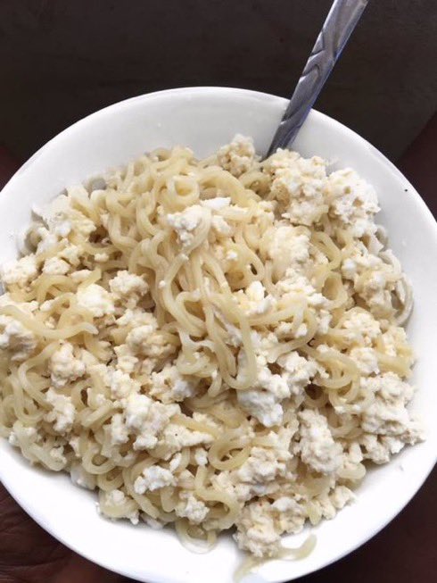 shezzzz_weird's tweet photo. How do you like your noodles?????? https://t.co/VR3N2u3OAe
