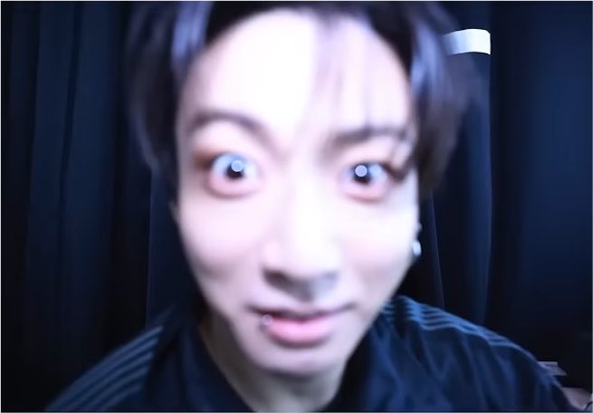 mubai__jk's tweet photo. ละดูพี่จินถ่ายจองกุก แป๋วสะใจมาก 555555555555555555555555555555555555555555555555555555555555555555555555555555555555555555555 https://t.co/5prUr371pM