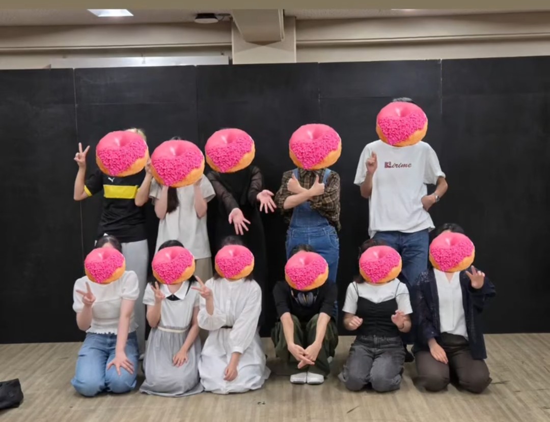 PFKsaidai's tweet photo. 埼玉大学演劇サークルPetit French Kiss です！
ついに！明日、新人公演本番です！！

埼玉大学課外活動共用施設3階　大集会室にて行います✨
開場12:00
開演12:20
となっております！
皆様のご来場、心よりお待ちしております💫 https://t.co/422cBLqVuj