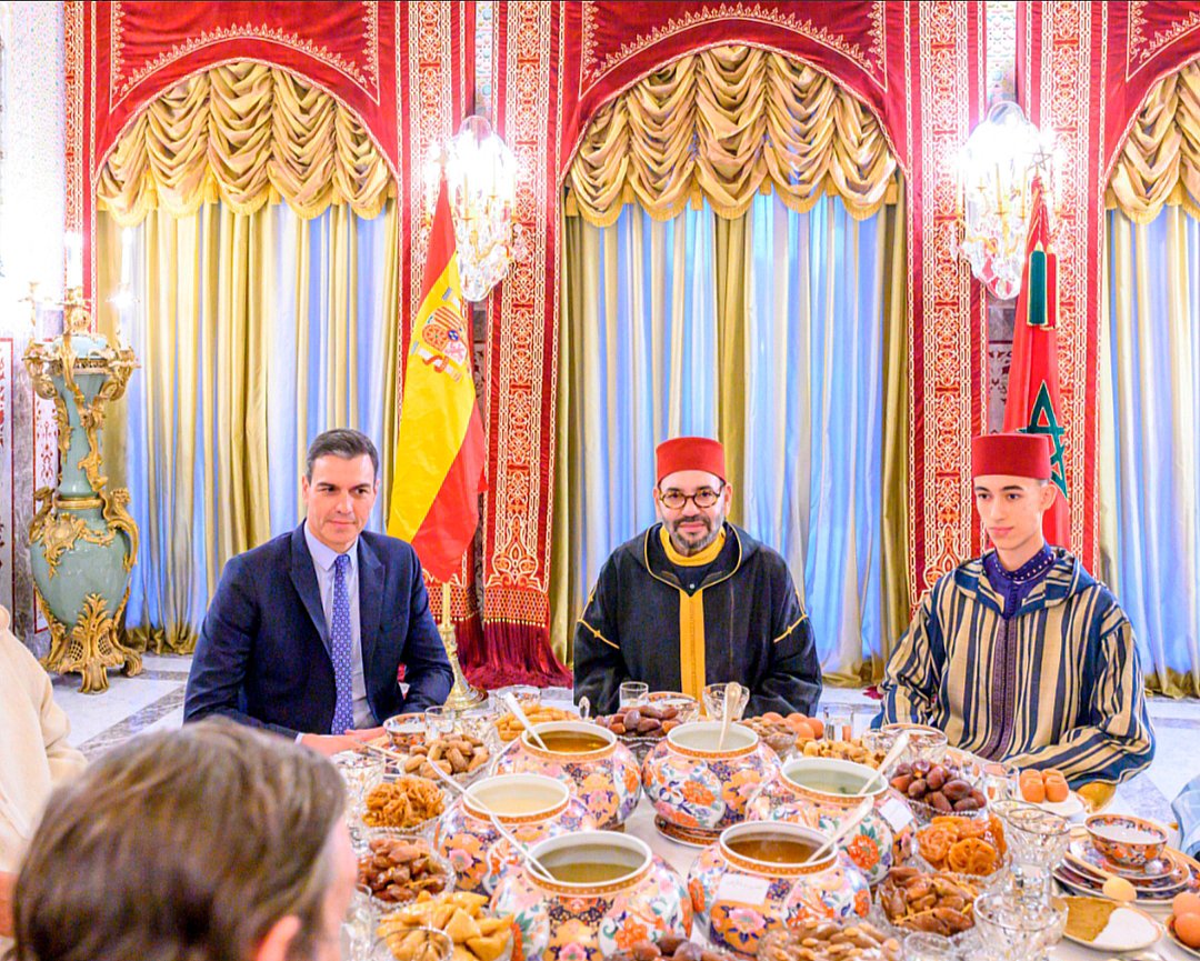 Lexy4nt_'s tweet photo. @dejanirasilveir El gobierno que no protege a su 
pueblo y sus fronteras, del invasor,
es porque está al servicio del enemigo, 
no de su pueblo.

Pedro Sánchez, es el mayor traidor a la 
nación. https://t.co/GojVTB3ohZ