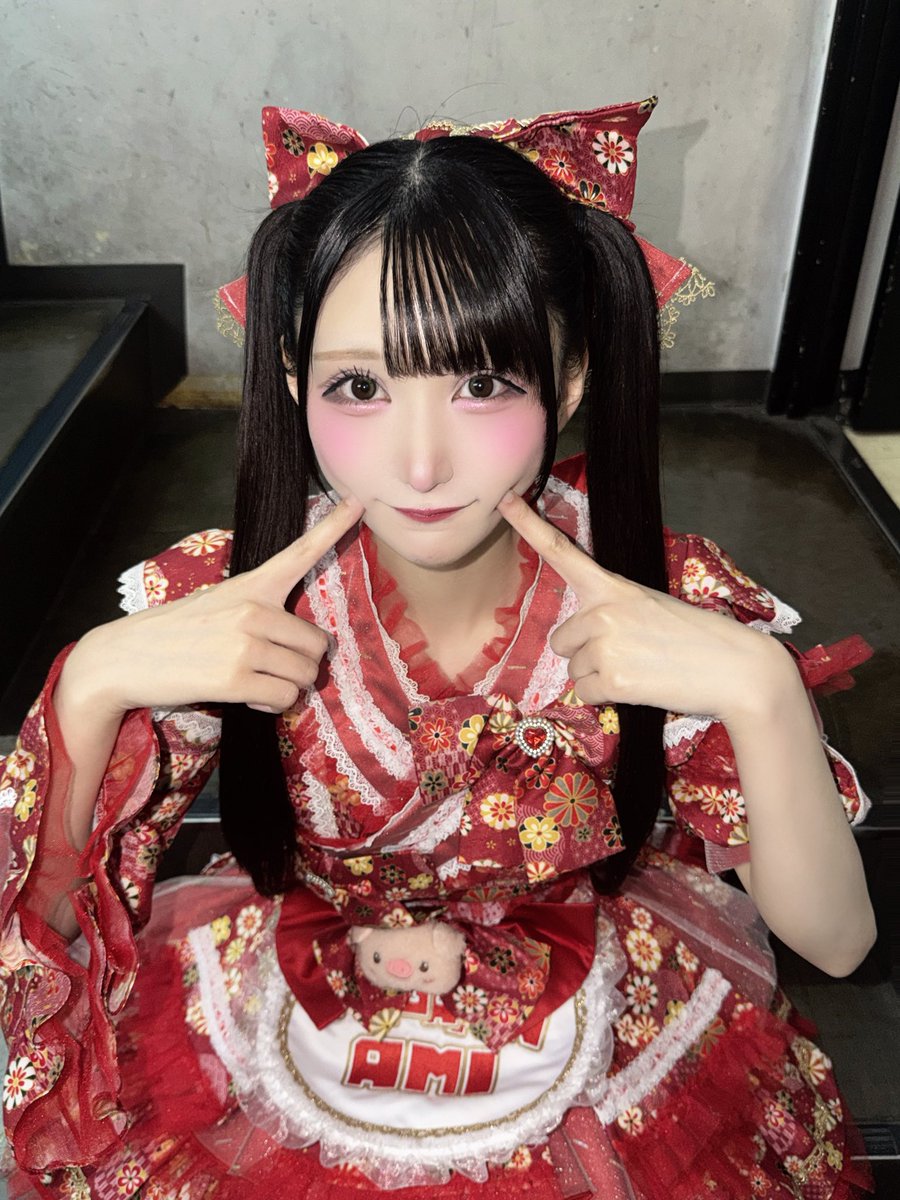 maria_yoruami's tweet photo. 赤も似合うでしょ❤️♡ https://t.co/YmLvLJzwKj