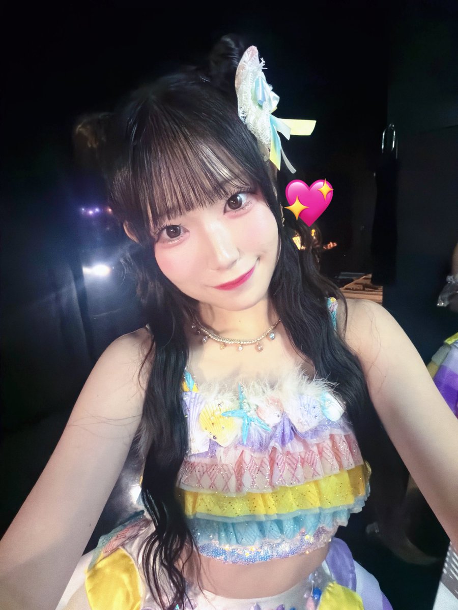 yuanyann_0131's tweet photo. 三次受付までが大事だと思っているので積極的に宣伝させて頂きます‼️‼️‼️‼️
今のうちに取っといた方が後悔しないと思います😊今とったら行く時は無料だし😆

私と話すと、まず笑顔になれます。
ワンショットがなくなった分思う存分動きます（？）
あと希望者には、手相を見ます。✋

私が話せるのは⬇️
ハンドボール、VALORANT、雑学、会話を成り立たせてはいけないゲーム
全然ほかもいけます、いかせてください。

あと公演やフェスやツアーの感想聞きたい😍

ツーショットは、Xmasが近いのでアイドル衣装みたいなフリフリサンタさん着ようかな〜〜🎅🏻🎀

https://t.co/ql2KqwfqqL