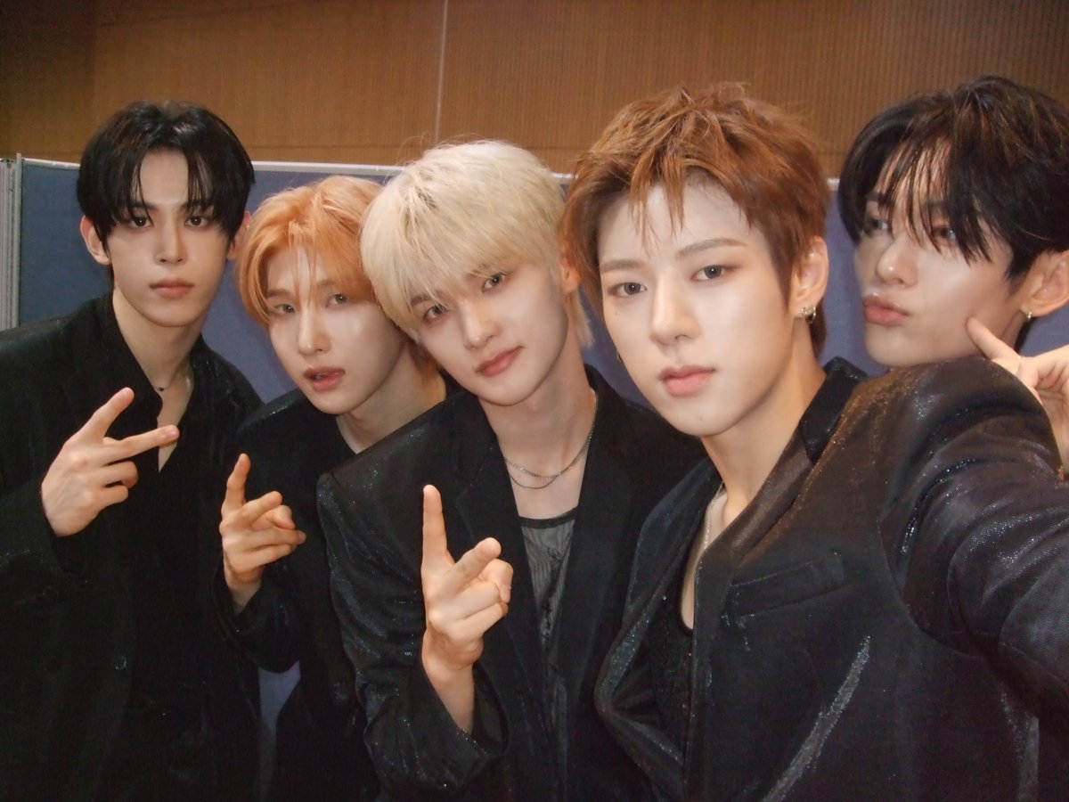 CUBE_NOWZ's tweet photo. [📸] 260806 @ Mnet <엠카운트다운>

#NOWZ #나우즈 
#Achilles 
#MCOUNTDOWN #엠카운트다운 https://t.co/e3hf1Q1YaY