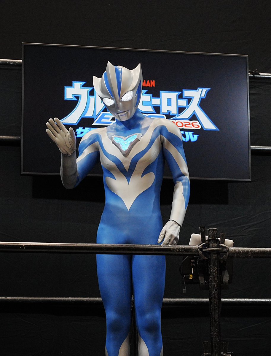 777knka's tweet photo. #ウルサマ　8/6 ②
ウルトラショットがみんな青い1日
ヒカリ
テオ https://t.co/l3TpCHcMbj