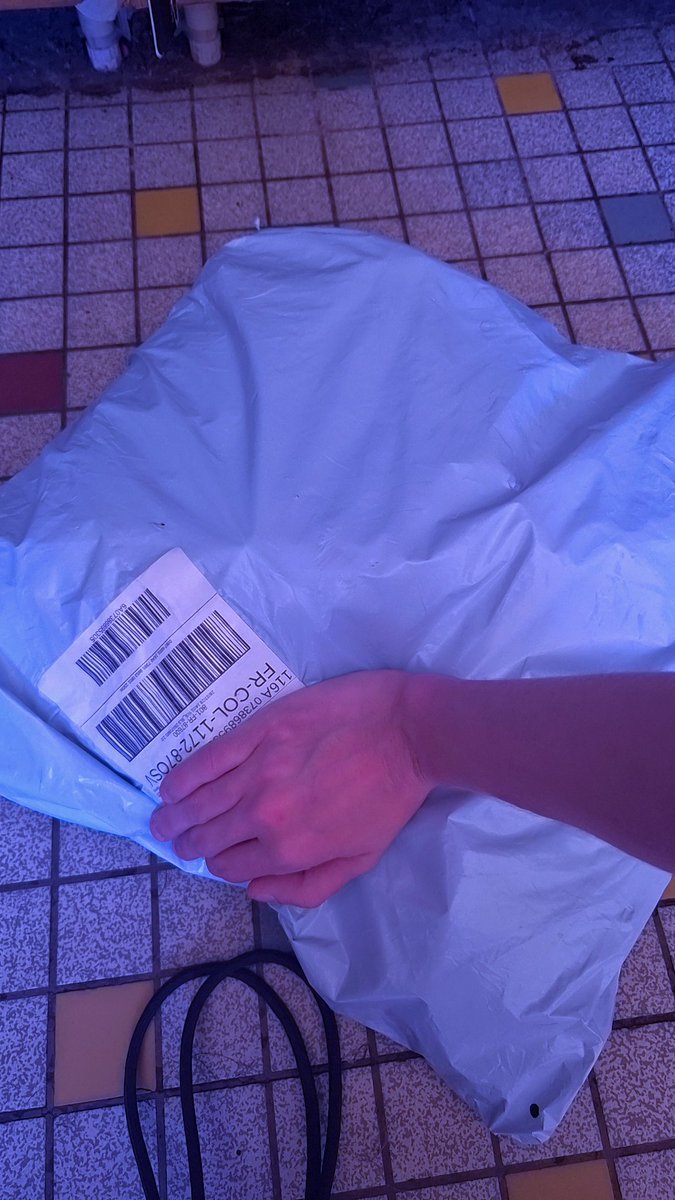 amnesyaatribut's tweet photo. Encore un colis comme la Déesse que je suis. 👑🥰🖤

#findom #moneyslave https://t.co/jEByGKJZxq