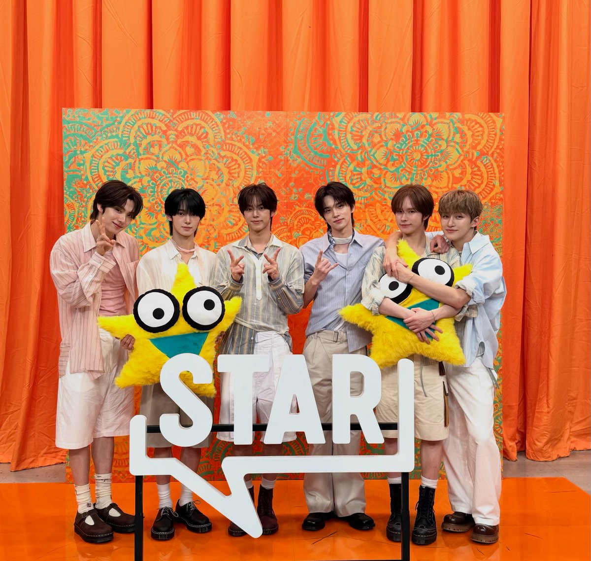 STAR_FujiTV's tweet photo. #TWS の皆さん
ありがとうございました📸🫧

暑い夏にピッタリの
爽やかなパフォーマンスでした🌊

💌公式ハッシュタグ
#STARスター
↑カタカナ”スター”を
つけていっぱい感想投稿してほしぃ〜の⭐️ https://t.co/rKBfoq5VzN