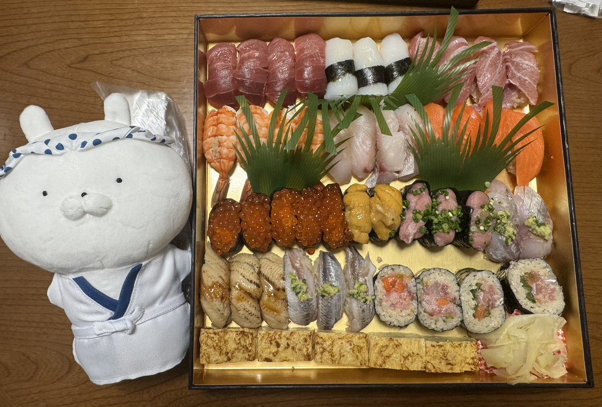 Ado1024_Usamaru's tweet photo. うさまるの誕生日パーティー開催した(◍˙∞˙◍)

#うさまる
#うさまる12周年 https://t.co/AlR1kHSy7q