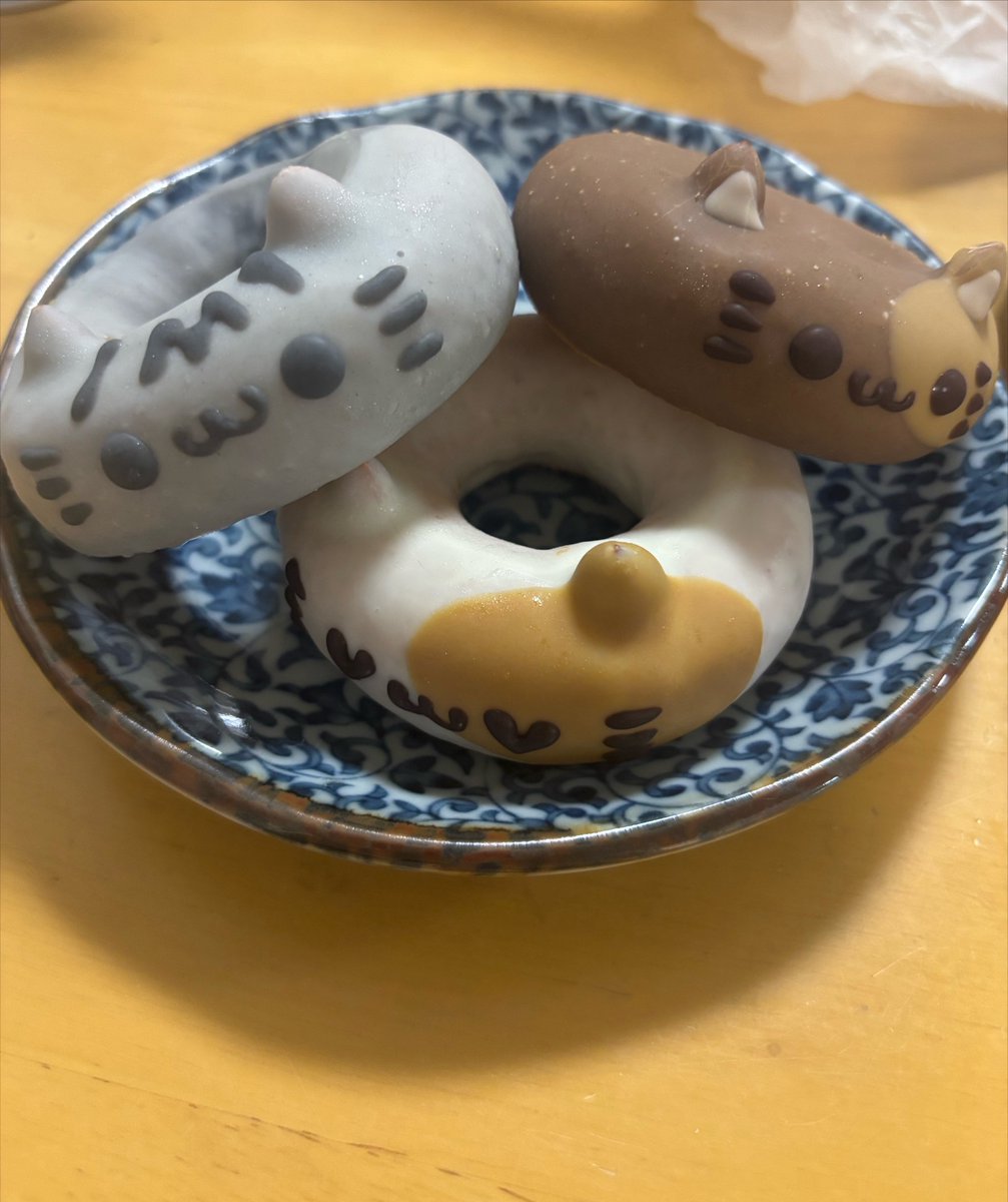 siitakeoreca's tweet photo. きゃわわなドーナツ https://t.co/OZJIc52AQI