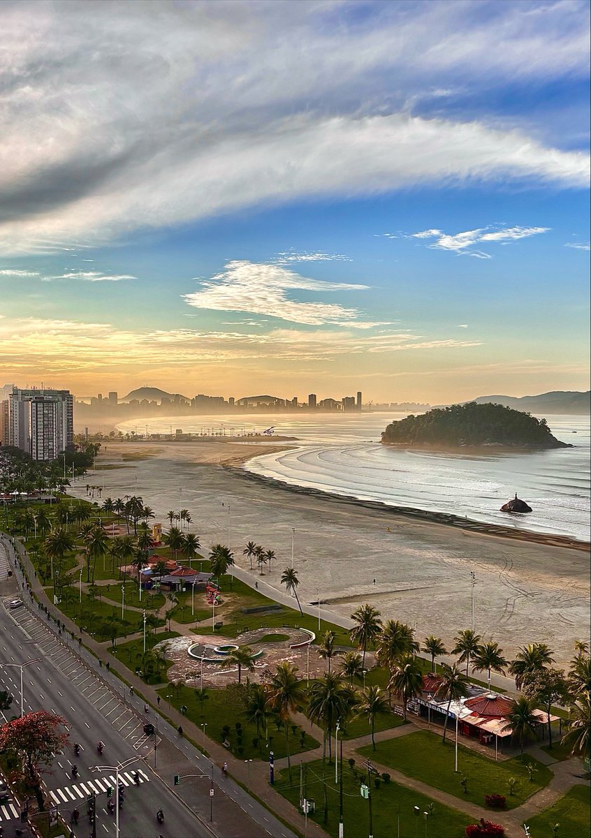 ffgpsp013's tweet photo. A melhor escolha da vida …. Trocar a selva de pedra por acordar abrir a janela e essa vista lhe dar um BOM DIA ☀️ https://t.co/N2C5538cxm