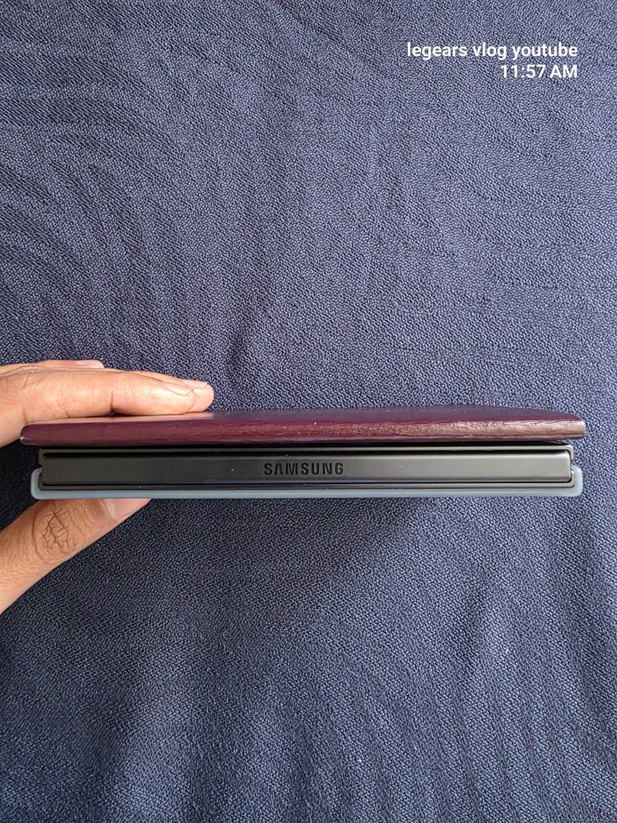 LEGEARSVLOG's tweet photo. Foldable phone, unfolder-able possibilities! The Z Fold 8 and my Philippine Passport: both essential, both ready for adventure. The best part? The Z Fold 8 opens to a full tablet for editing photos! ๐ธโ๏ธ #FlexYourFold #ZFold8vsPHPassport #TravelTech https://t.co/HvvqGVntxS