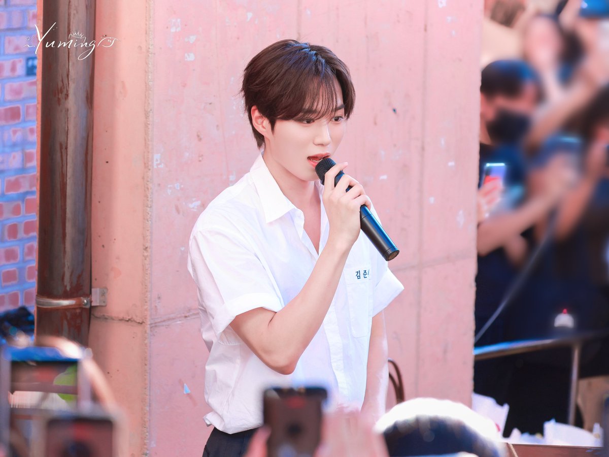 yuminglu18's tweet photo. 20260806  新专辑🧩special guest🎹🌞

校草学长今天汇报演出 又帅又萌

#김준서 #KIMJUNSEO #JUNSEO #준서
#ALPHADRIVEONE                #ALD1 https://t.co/UdYp7Q5dN8