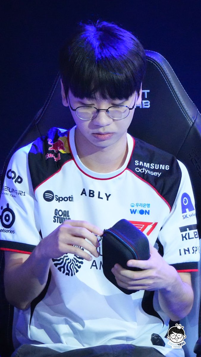 happiness_FD's tweet photo. 260806 LCK R3 T1 vs DK
📸 preview 🐿👍

16승 가자! 1등 지키자! 도란 홧팅!!! 🔥🔥🔥

#T1 #도란 #doran #최현준 https://t.co/BHH9TolOCA