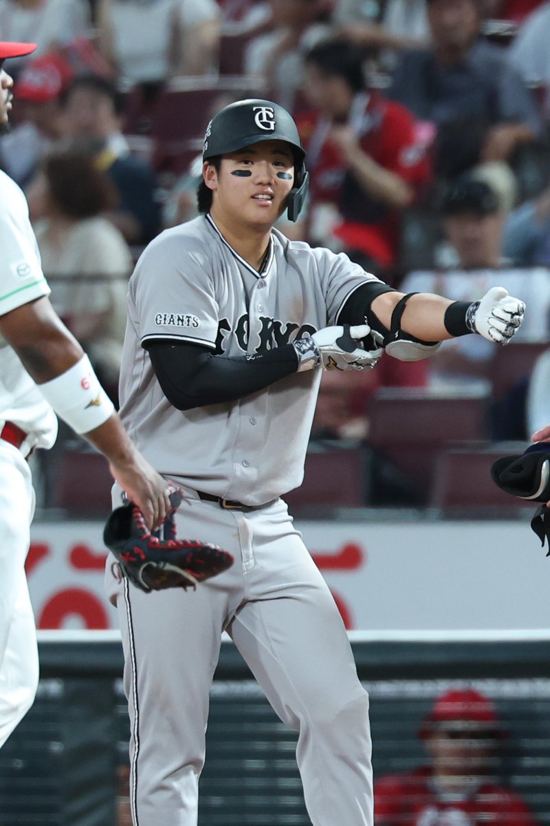四回表】巨人 3-3 広島 #石塚裕惺 選手もライト前ヒットで続き一死一二塁！