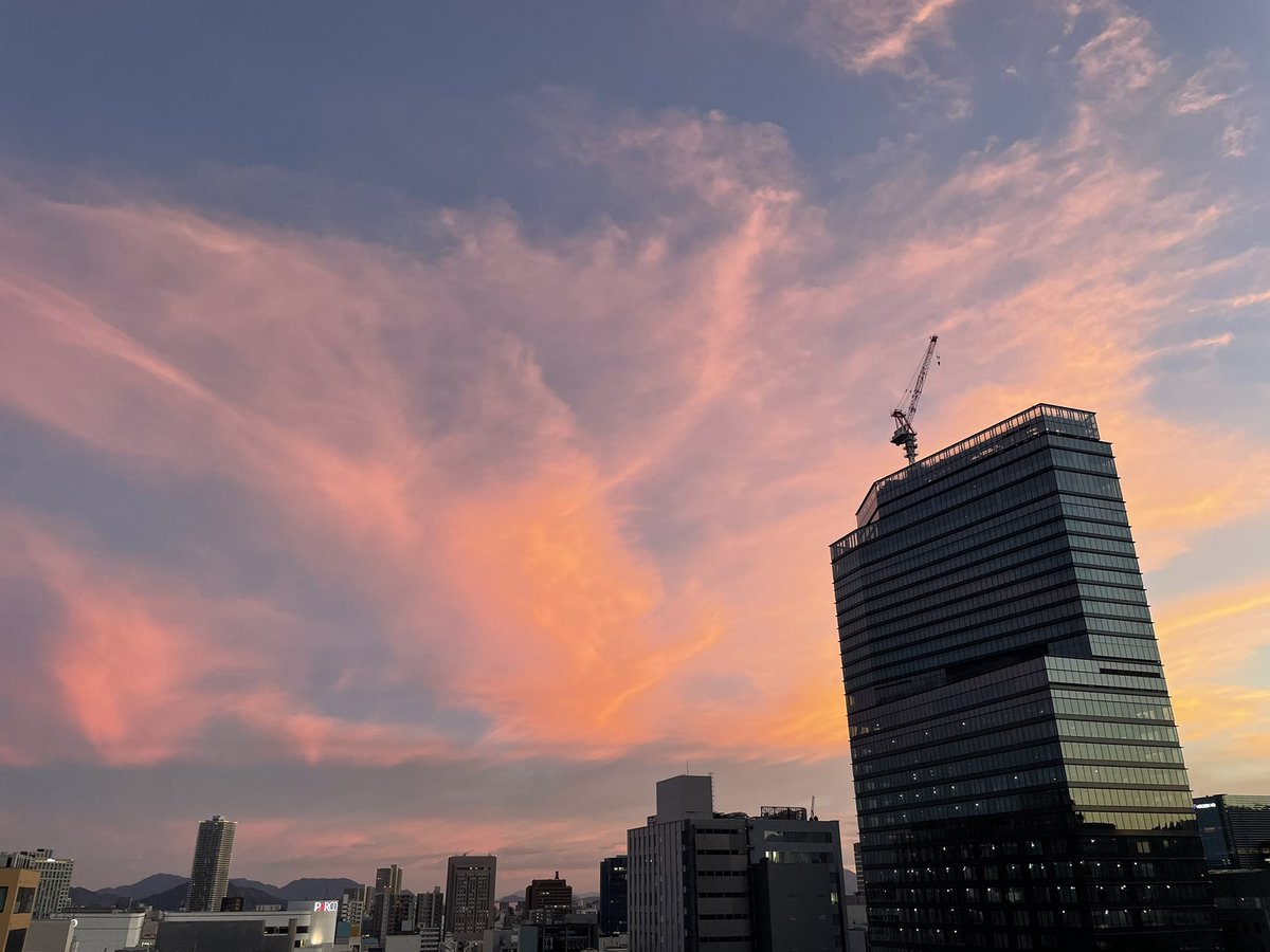 eiro_style's tweet photo. 2026.8.6(木) HIROSHIMA空夕焼け https://t.co/YSe7CMAmNE