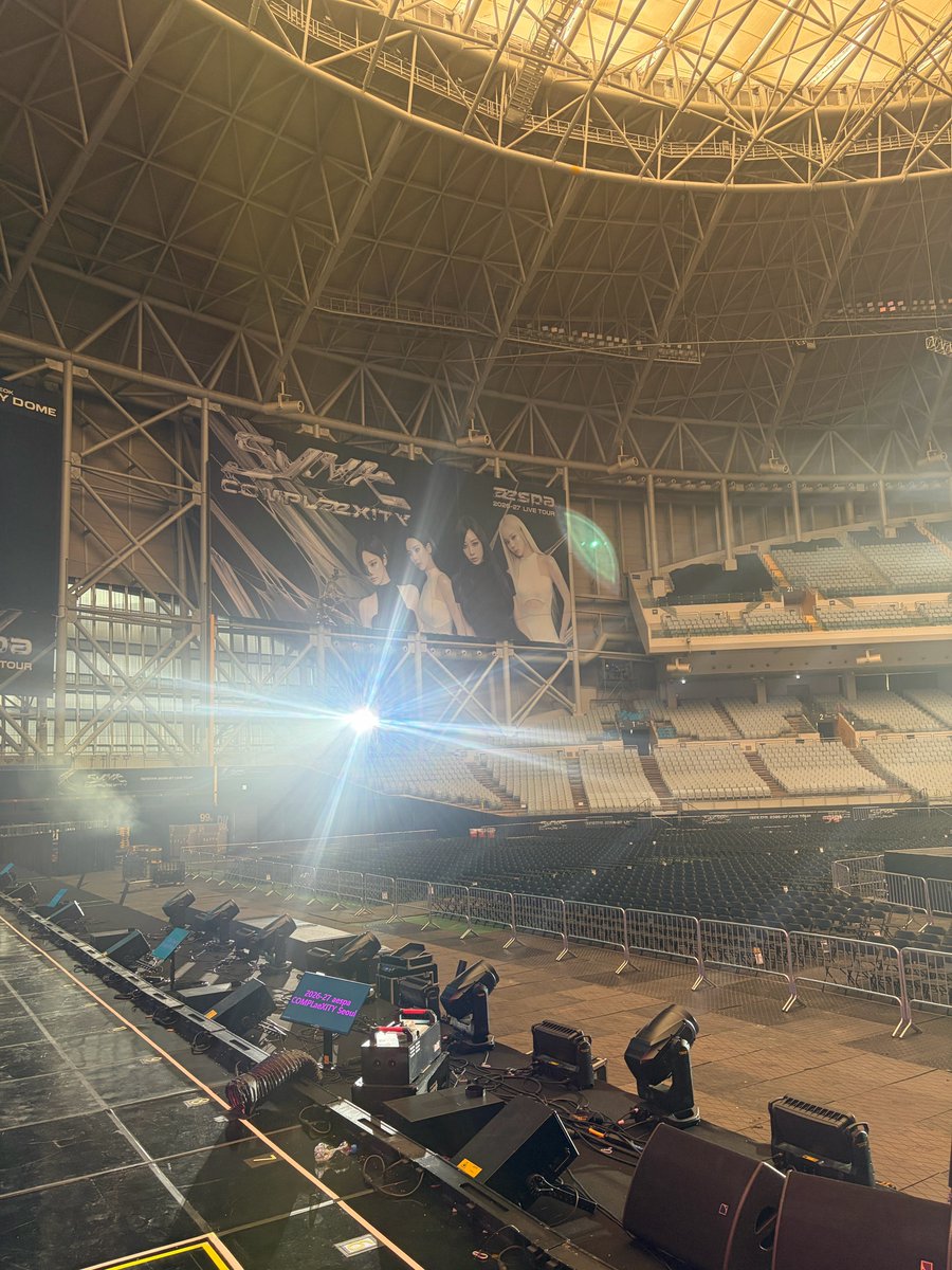 myujimin_'s tweet photo. พี่น่า ตื่นเต้นจังเลยทำไงดีๆๆๆ
น้องหนาว ของกินตอนซ้อม อาหารตอนเบรค งืมมมม  555555555555 https://t.co/pdANencgG5