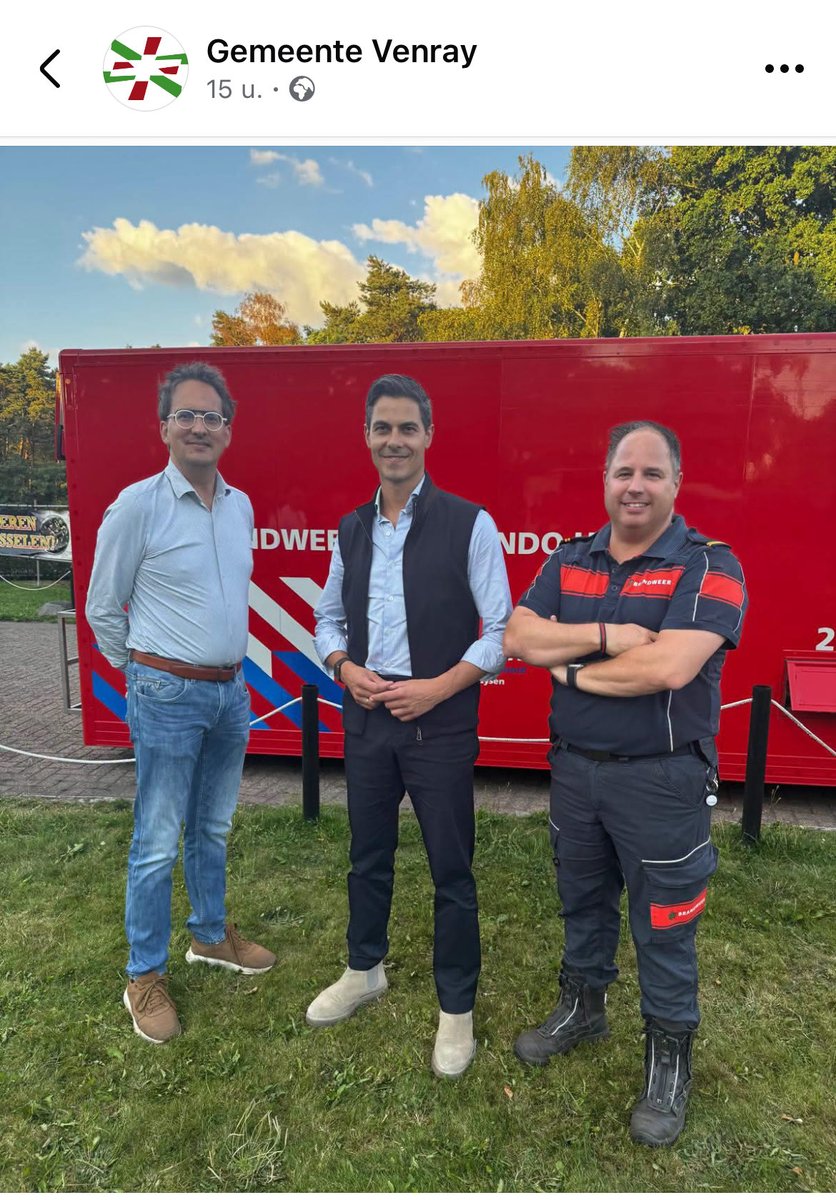 akkermans_amigo's tweet photo. In Venray wordt Rob Jetten D66 massaal uitgekotst. 

Als je zoveel ellende veroorzaakt hebt en nog gaat veroorzaken moet je niet verbaasd zijn. https://t.co/04jTAMs3m6