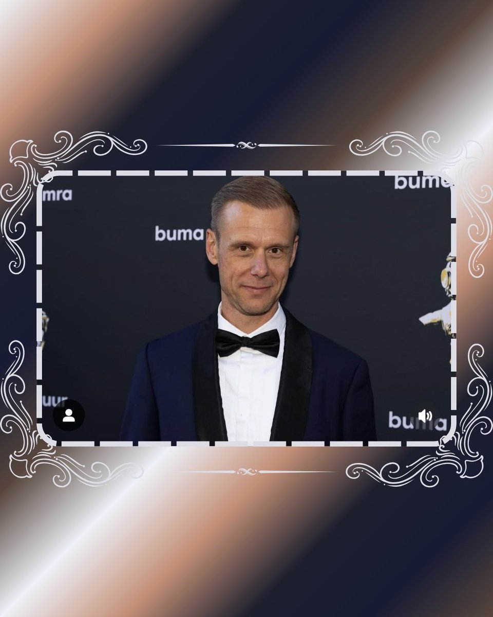 ladygotic345's tweet photo. #arminvanbuuren #arminvanbuurenfans #arminvanbuurenfan #trance #trancefamily #trancemusic #asot #astateoftrance #asotliv https://t.co/eIXNw2GcMg