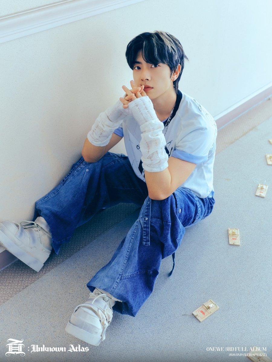 official_ONEWE's tweet photo. [#ONEWE]

ONEWE 3rd Full Album 
[面 : Unknown Atlas]

💡 CHAPTER : PHOTO #2 💡

▫️ KANG HYUN ▫️

2026.08.19 (WED) 6PM (KST) RELEASE✔

#원위 #面_Unknown_Atlas
#강현 #KANGHYUN
#Scenario https://t.co/iqX9iD5AsK