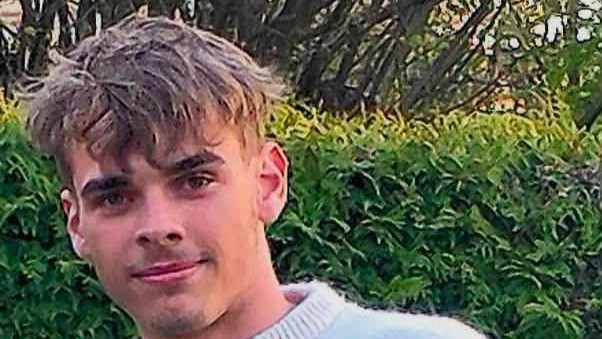 France3Paris's tweet photo. Disparition inquiétante d'un jeune homme de 24 ans en Essonne : la famille lance un appel à témoins
https://t.co/SYqVgXTV5T
#disparition https://t.co/x54ULmHJoK