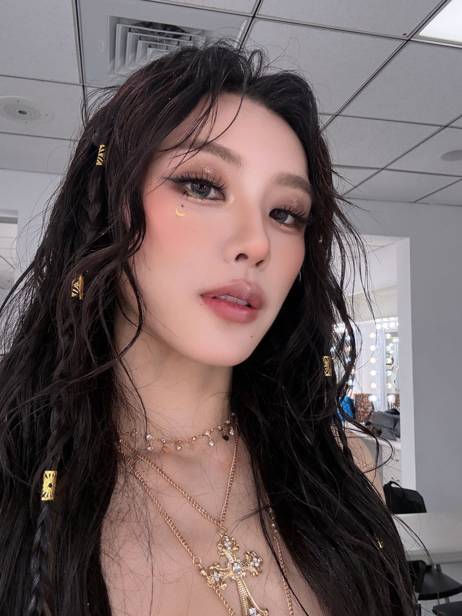 pinkyzhangkeyou's tweet photo. ROSIE INSTAGRAM UPDATE
#cpop #mandopop #girlsgroup #ELL_AND_S #若熙 https://t.co/MxrcglOIcM