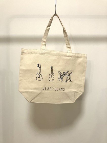 JERRYBEANS_BAND's tweet photo. 先日お知らせした、メンバーお手製のプリントグッズ♫
Tシャツはおかげさまで完売しました！
トートバッグとエコバッグはまだ少しあまっています！
もしよろしければぜひお買い求めください。
https://t.co/u8S8t78a2E https://t.co/j2KbVFGEY3