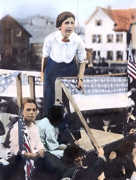 pycpim's tweet photo. Comrade Elizabeth Gurley Flynn, born August 7, 1890, was a prominent American feminist and labor activist. She joined @communistsusa in 1936, becoming chairwoman in 1961, and fought discrimination against women and racism. 

#CPIM #CPUSA #ElizabethGurleyFlynn #Communist https://t.co/ONZrvLDdjo