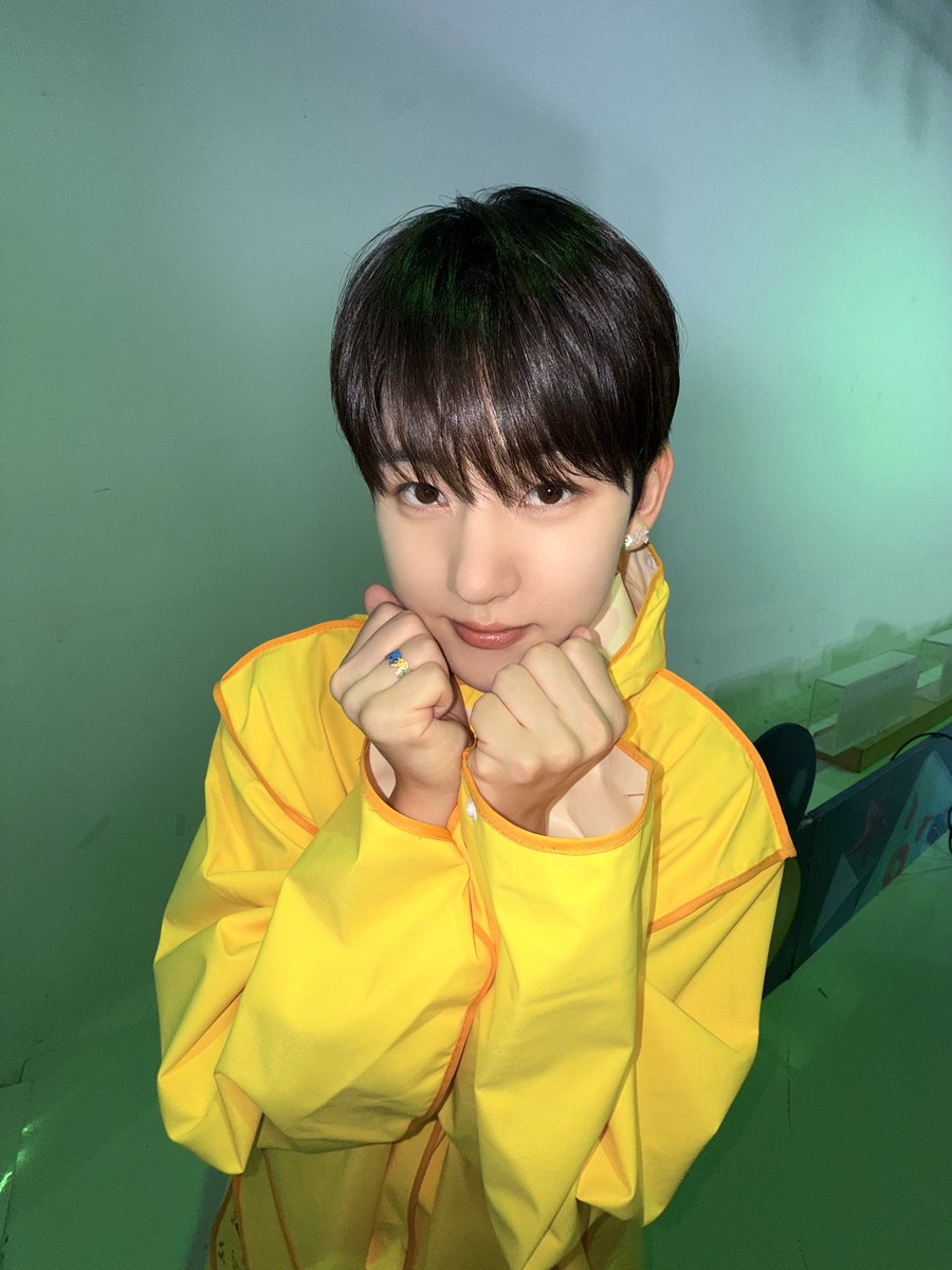 kickflip_jype's tweet photo. 📸ᴋɪᴄᴋᴋɪᴄᴋᴅᴀʏ

260806
Mnet 엠카운트다운 MC 계훈

#KickFlip #킥플립
#계훈 #Kyehoon https://t.co/zJmhnxkWey