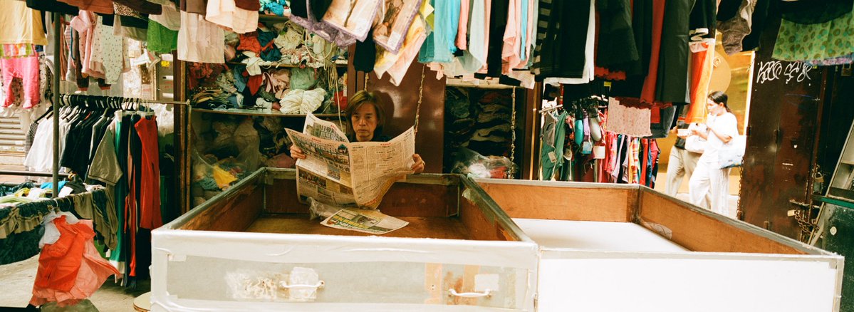 camerafilmphoto's tweet photo. Trying out the new Lucky 400 colour negative film. What do you think? #luckyc400 #lucky #colornegative #hongkong #newfilm https://t.co/JIuNFR8f62