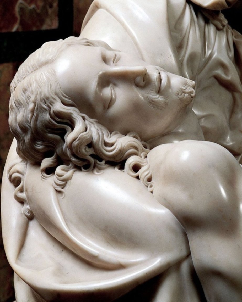 MasterpiecesArc's tweet photo. Reminder that Michelangelo was just 24 yo when he carved the Pietà from a block of marble https://t.co/Z2L9wedVBv